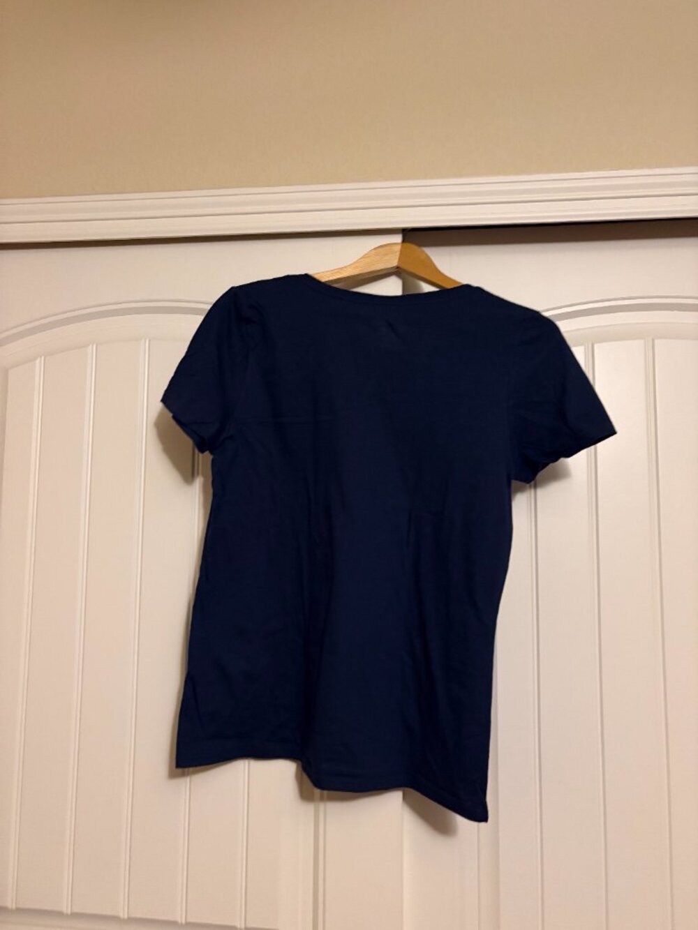Seattle Mariners T Shirt Women's Medium Dark Blue Fanatics Short Sleeve V Neck - Picture 3 of 3
